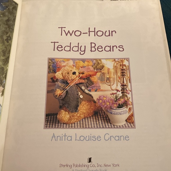 Two-Hour Teddy Bears Book by Anna Louise Crane - Picture 7 of 14